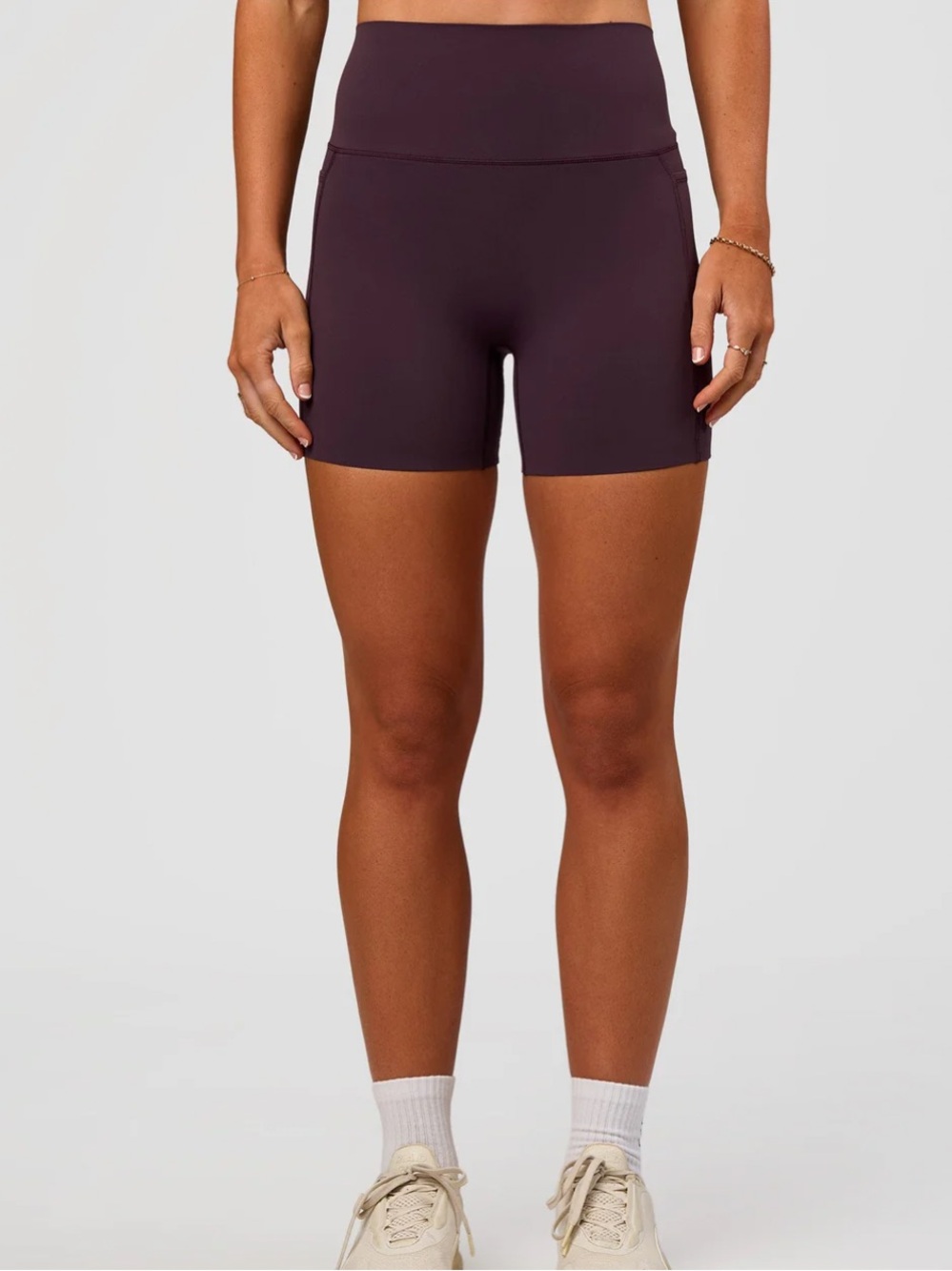 LSKD Exilir ultra High-Rise 4” Bike Shorts with Pockets - Picture 3 of 6